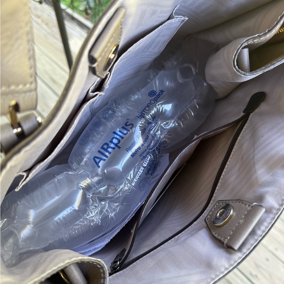 👜 Rebecca Minkoff Blair Tote in Mushroom – NWT 💼✨ - Picture 10 of 11